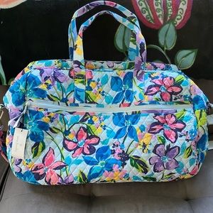 Vera Bradley Grand Traveler